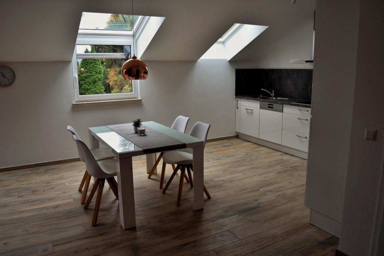 Ferienwohnungen Lamisto Am Waldesrand Neckartenzlingen Extérieur photo