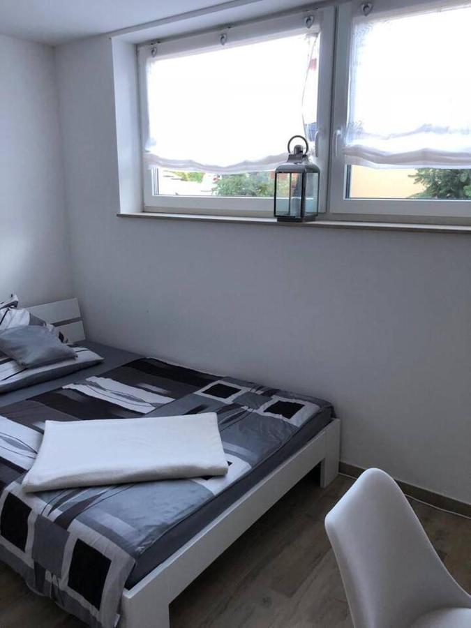 Ferienwohnungen Lamisto Am Waldesrand Neckartenzlingen Extérieur photo