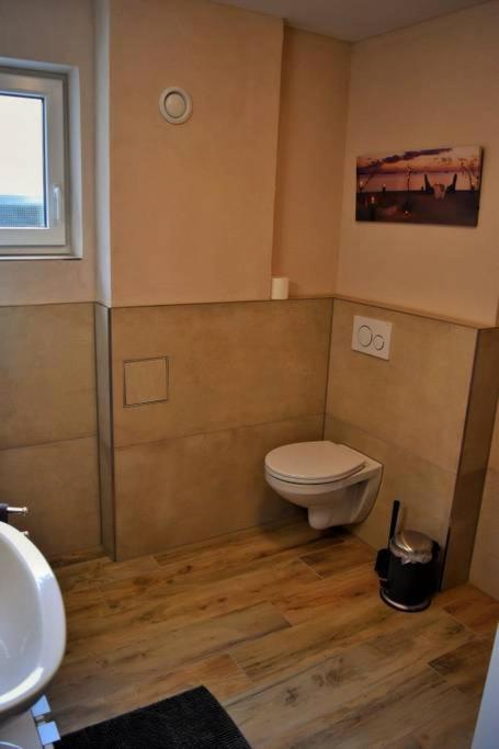 Ferienwohnungen Lamisto Am Waldesrand Neckartenzlingen Extérieur photo